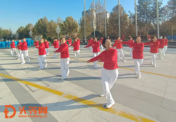 给老年人参与体育锻炼行方便(图1)